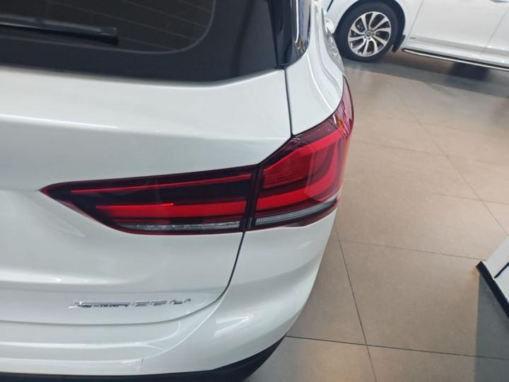 X1 2021 xDrive25Li Exclusive photo 7