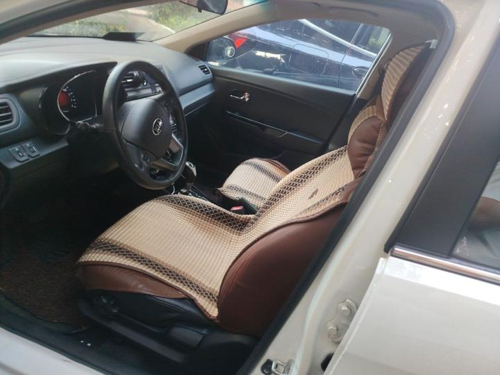 K2 2012 Sedan 1.6L AT Premium Anniversary Edition photo 7