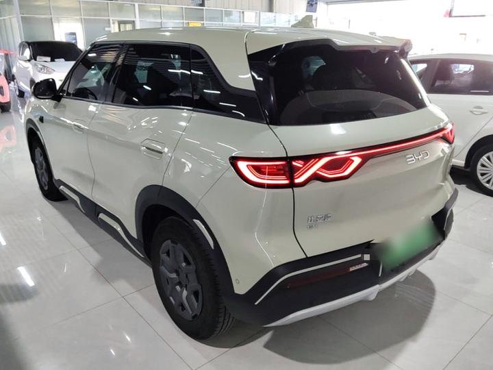 Yuan UP 2025 ADAS 401KM photo 4