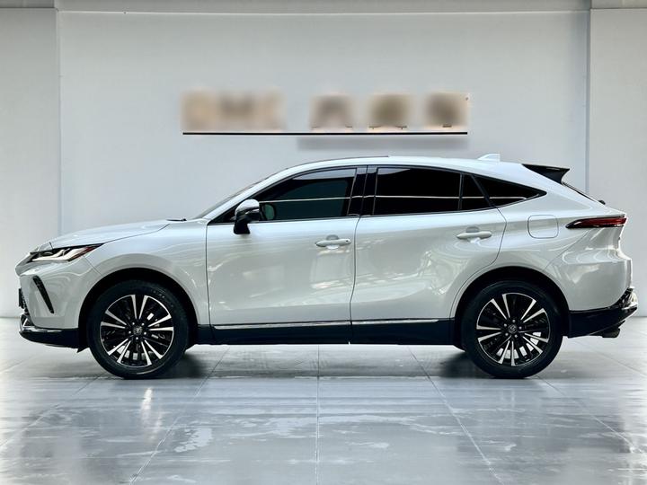 2022 2.0L CVT RWD Premium photo 3