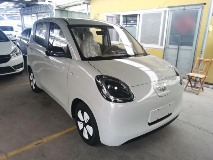 Hongguang MINIEV 2025 4th Gen 4-Door Advanced photo 3