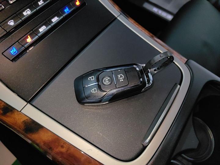 MKX 2017 2.7T AWD photo 8