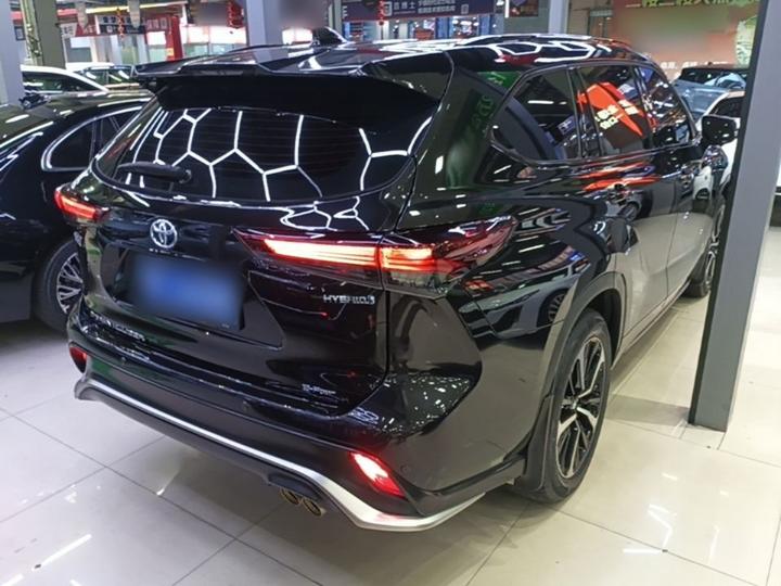 Crown 2023 2.5L HEV AWD Luxury photo 6