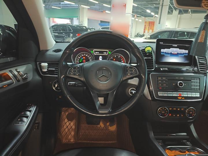 GLE Coupe 2018 GLE 320 4MATIC Coupe SUV photo 6