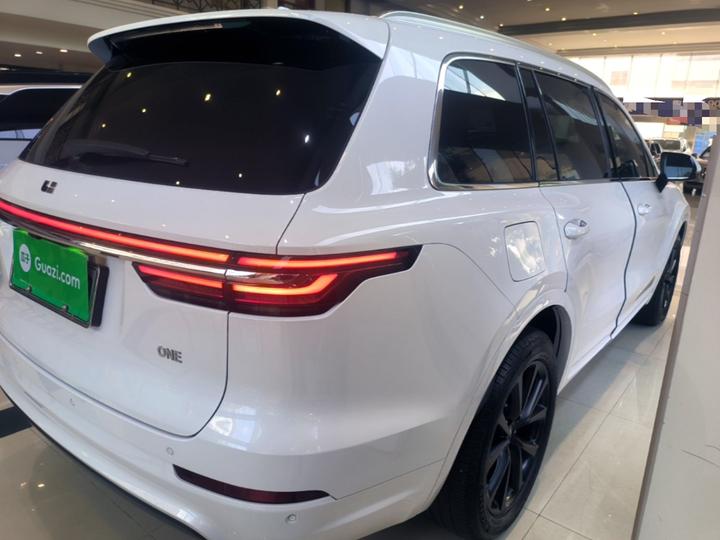 Li Auto ONE 2020 EREV 6-Seater photo 4