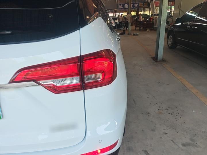 M6 2019 1.5T DCT RWD Elite China VI photo 7