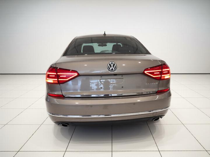 Passat 2016 330TSI DSG photo 3