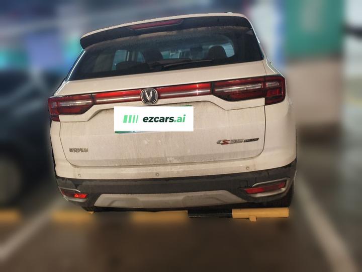 CS35PLUS 2019 1.6L AT photo 5