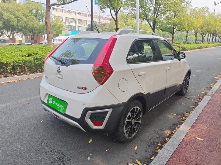 3SW 2015 1.5L AMT Elite photo 4