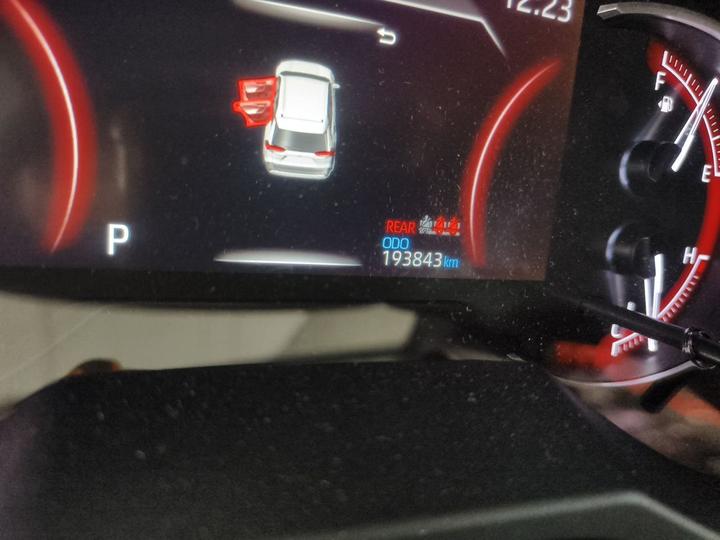 RAV4 2020 2.0L CVT AWD photo 2
