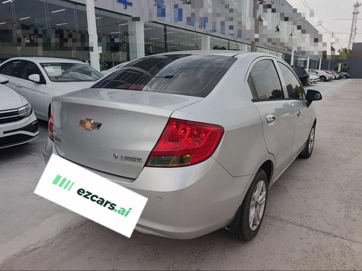 2013 Sedan 1.2L MT photo 4