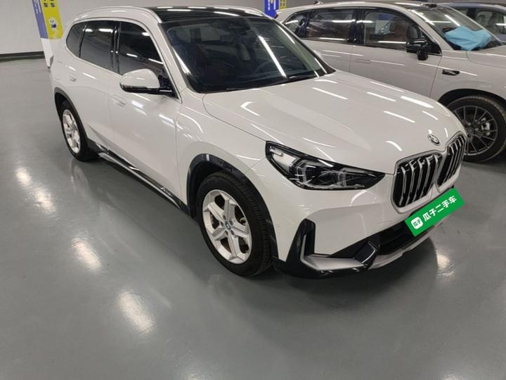 iX1 2025 eDrive25L X Design Package photo 3