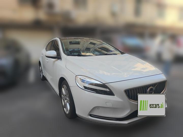 V40 2018 T3 photo 3