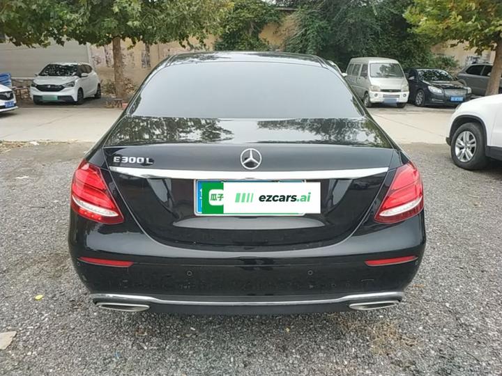 E-Class 2018 Facelift E 300 L Luxury photo 3