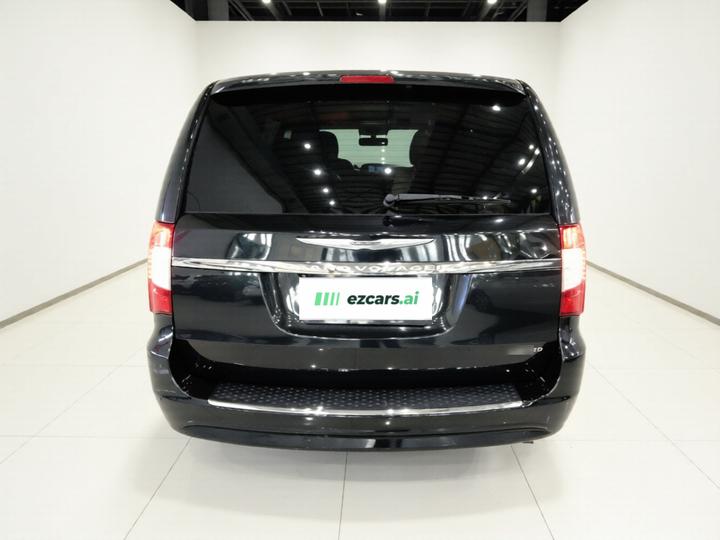 Chrysler Imported 2014 3.6L Comfort photo 3
