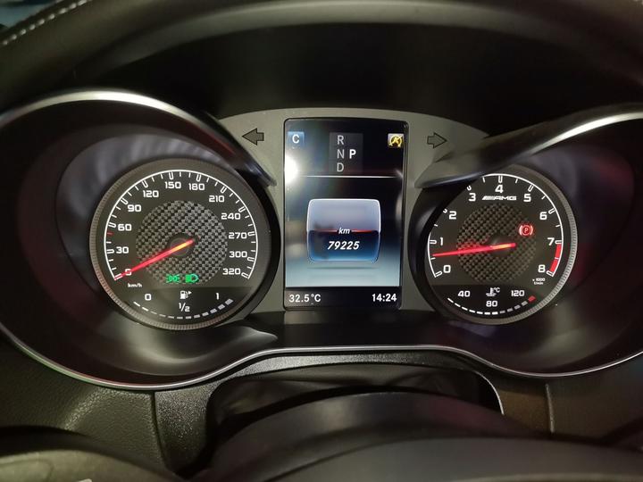 GLC AMG 2018 AMG GLC 63 4MATIC+ photo 4