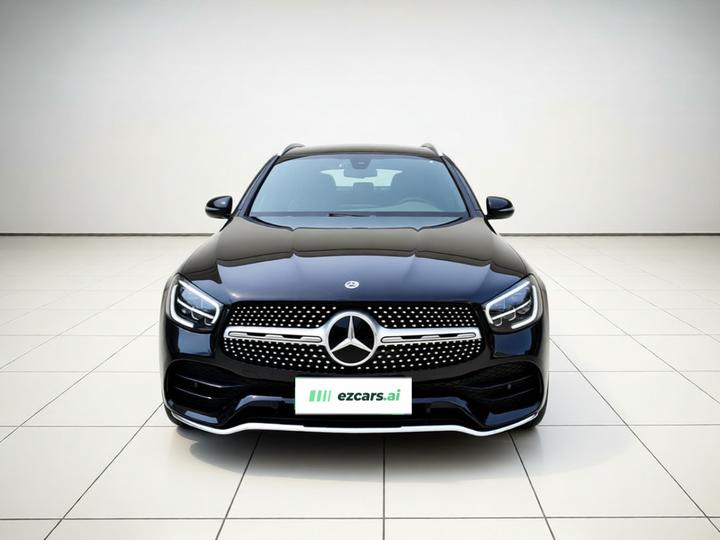 GLC 2022 Facelift GLC 300 L 4MATIC Dynamic Edition photo 2