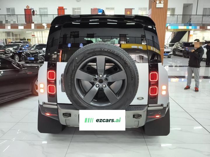 Defender 2023 Facelift 110 3.0T P400 X-DYNAMIC HSE photo 5