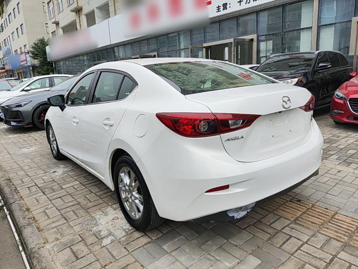 3 Axela 2014 Sedan 1.5L AT Luxury photo 4