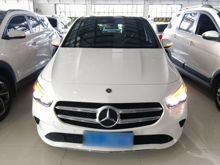 B-Class 2022 Facelift B 200 Fashion photo 2