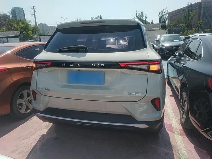 Wuling 2021 1.5T MT photo 3