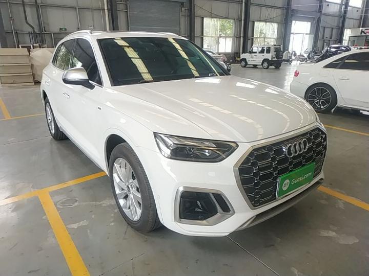 Q5L 2021 40 TFSI Luxury Dynamic photo 3