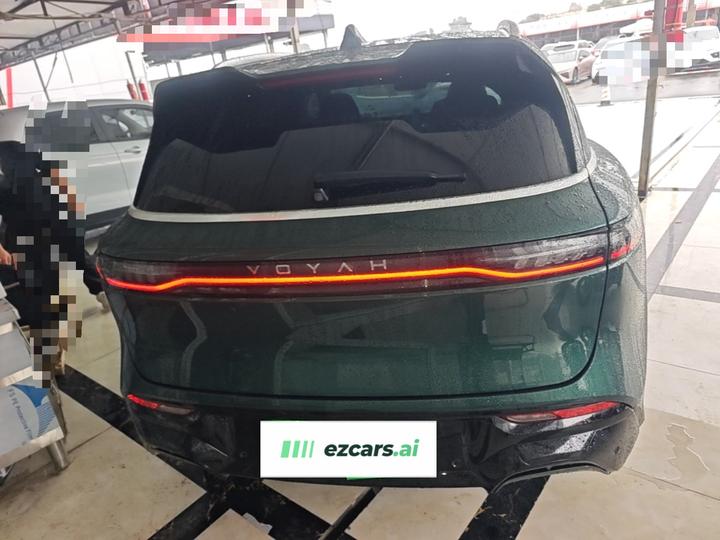 Voyah FREE 2024 Extended Range ADAS photo 5