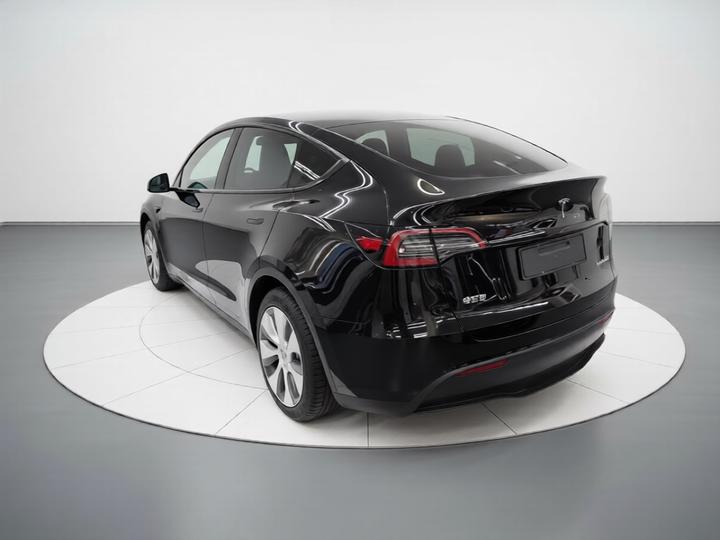 Model Y 2022 Facelift RWD photo 4