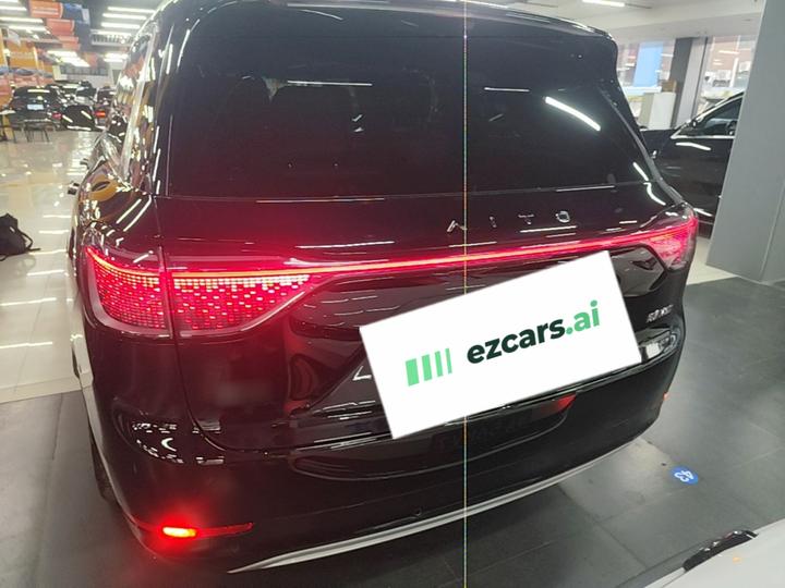 HIMA AITO M9 2024 EV Ultra 100kWh 6-Seater photo 5