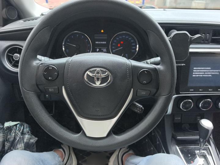 Corolla 2018 1.2T S-CVT GL-i photo 3