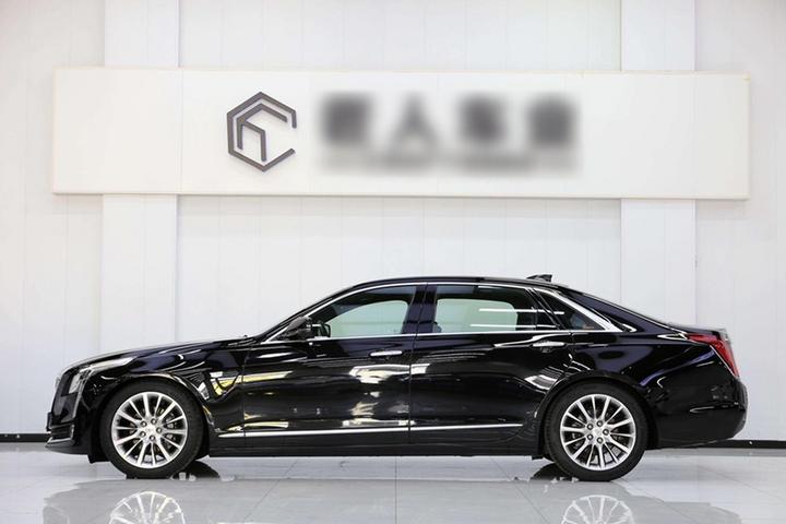 CT6 2017 28T Platinum photo 7