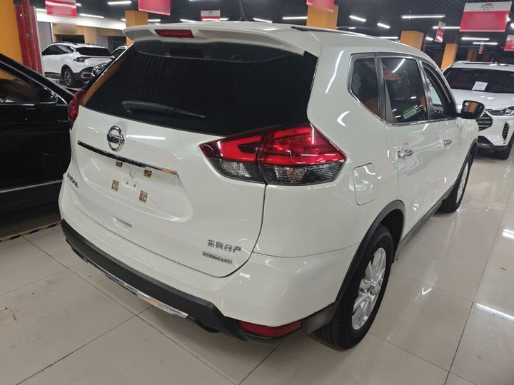 X-Trail 2019 2.0L CVT Connected Comfort 2WD photo 4