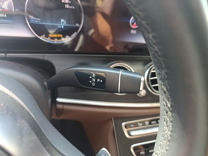 E-Class 2019 Facelift E 300 L Sport Fashion photo 6