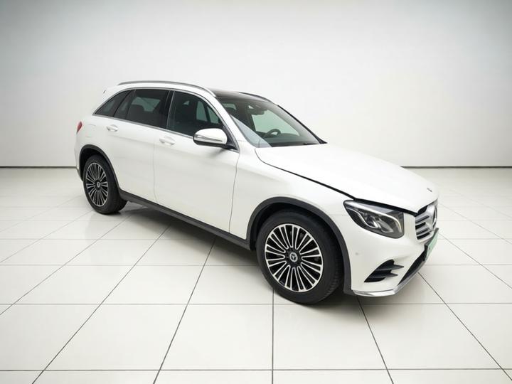 GLC 2017 GLC 260 4MATIC Dynamic photo 3