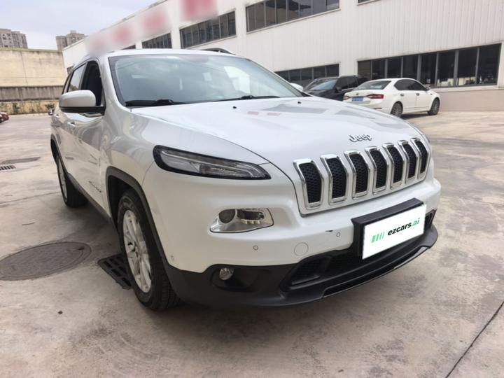 Cherokee 2016 2.0L photo 3