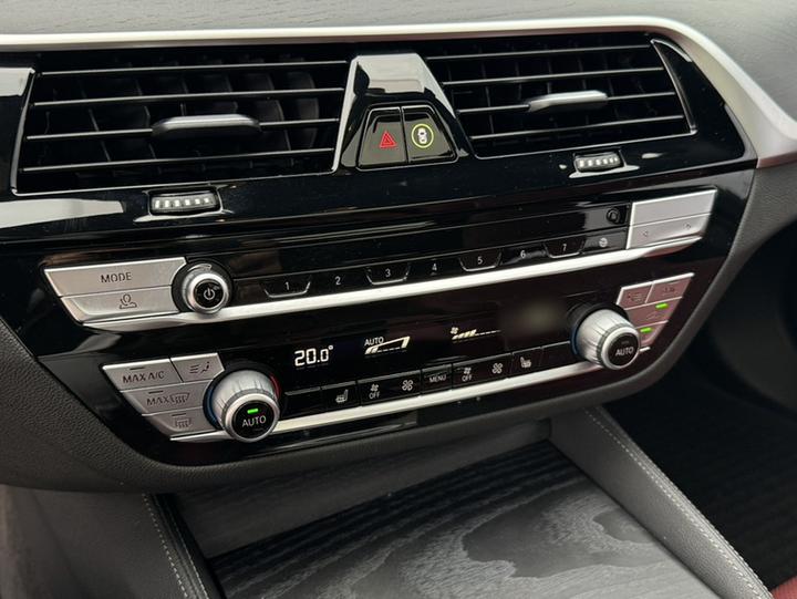 5 Series 2022 Facelift 530Li Leading M Sport Package photo 5