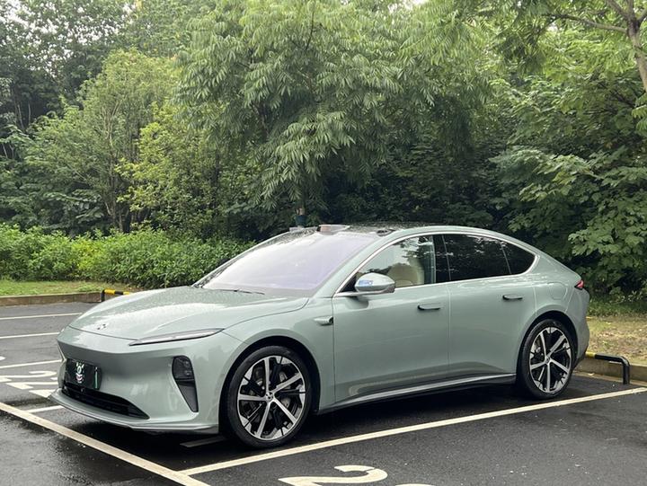 ET5 2022 75kWh
