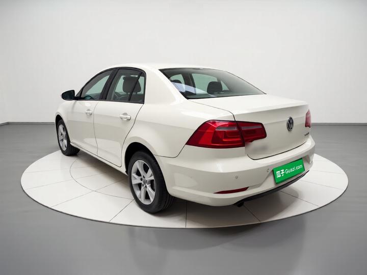 Bora 2014 1.6L MT Comfort photo 4