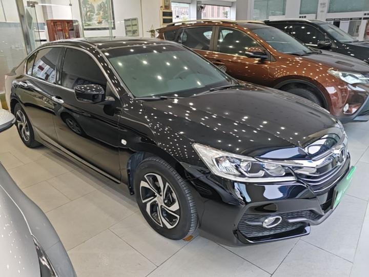Accord 2016 2.0L Elite photo 3