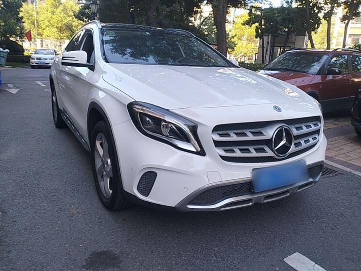 GLA 2018 GLA 200 Dynamic photo 3