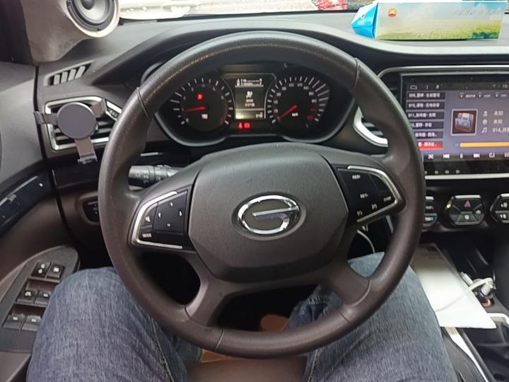 GAC Trumpchi GS4 2015 200T MT Elite photo 3