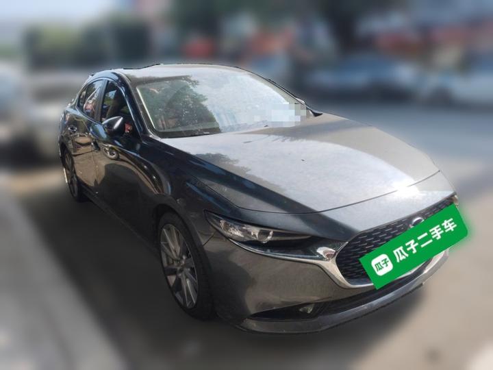 3 Axela 2020 2.0L AT photo 3