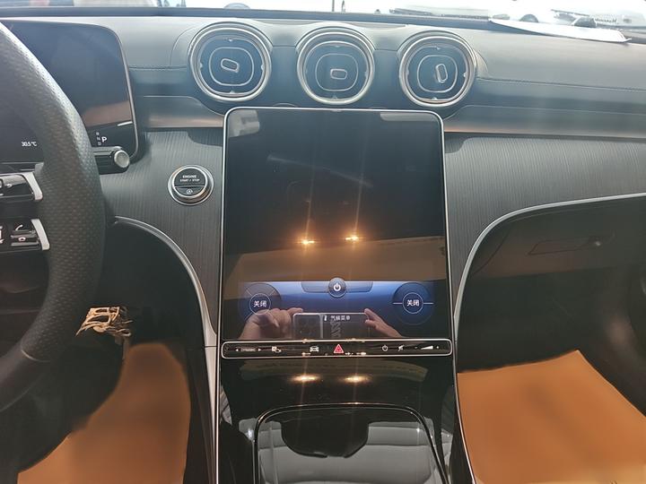 C-Class 2023 C 260 L Sport photo 5