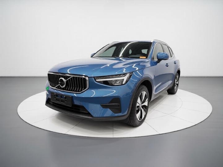 XC40 2023 B3 Luxury