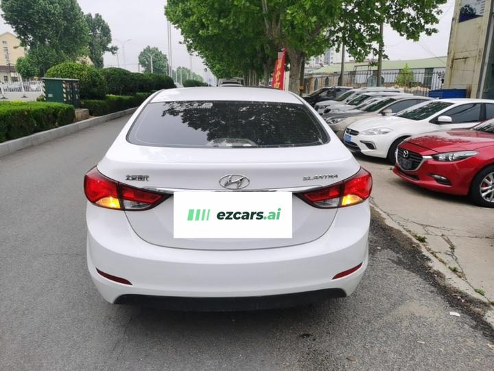 Elantra 2016 1.6L AT Premium photo 3