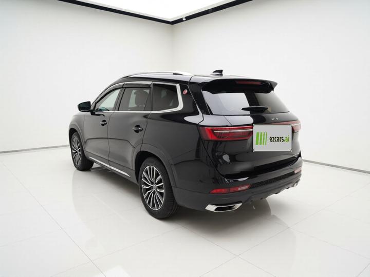 X90 PLUS 2021 1.6TD DCT 7-Seater photo 4