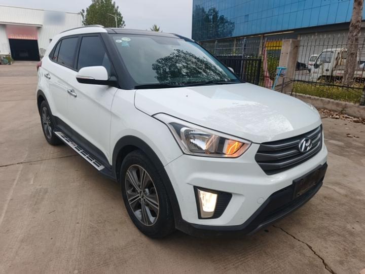 ix25 2015 1.6L AT RWD Smart GLS photo 3