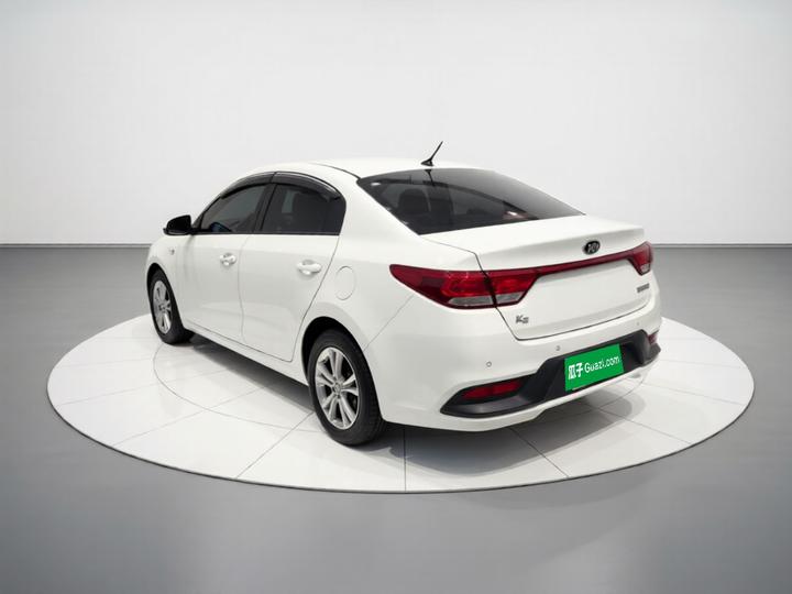 K2 2017 Sedan 1.4L MT GLS photo 4