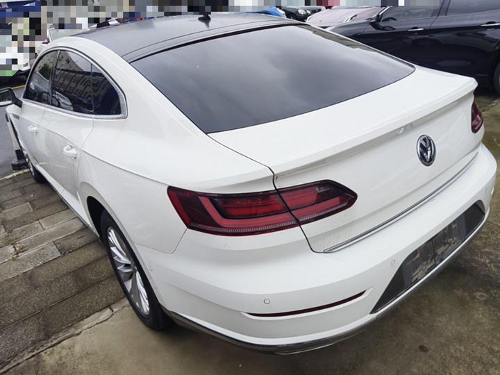 FAW-Volkswagen CC 2019 330TSI China V photo 4