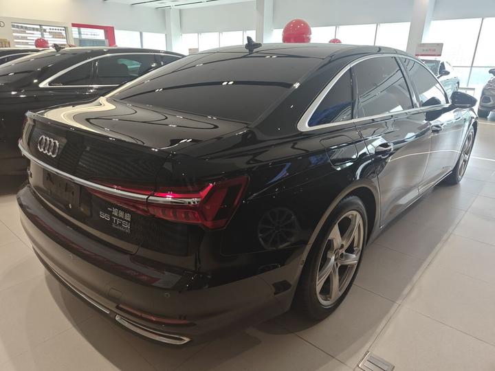 A6L 2022 55 TFSI quattro Exclusive photo 4